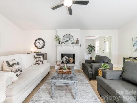 8208 Bluesage Circle Charlotte NC 28270