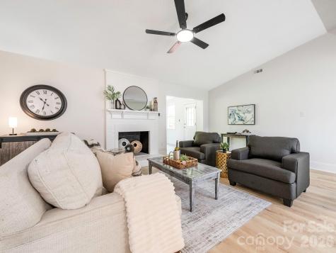 8208 Bluesage Circle Charlotte NC 28270