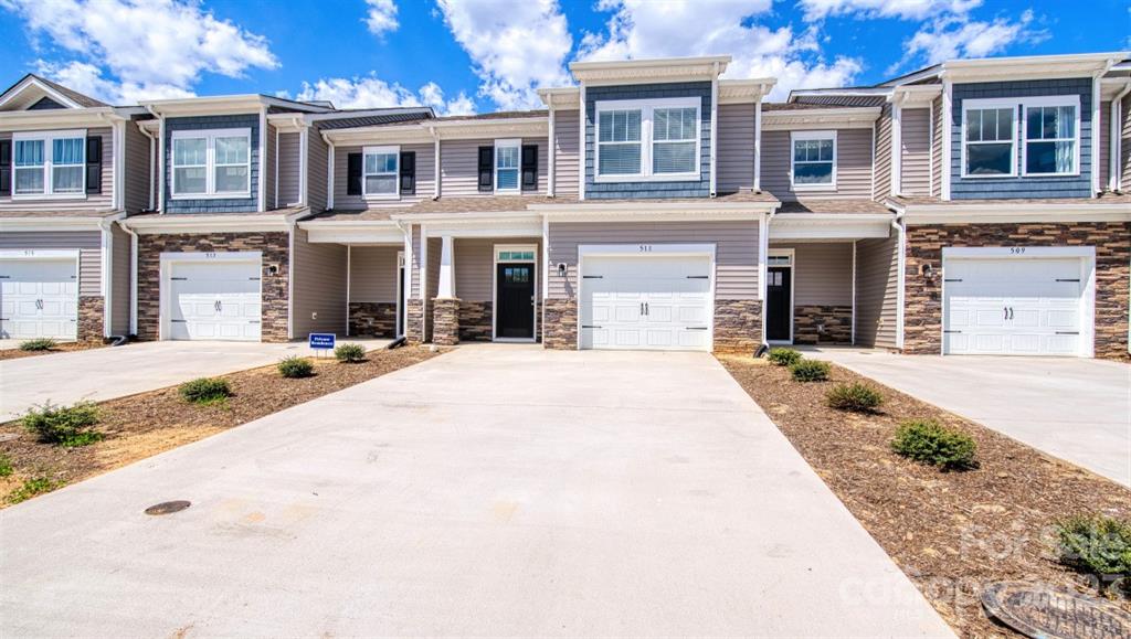 138 Creekview Road Hendersonville NC 28792