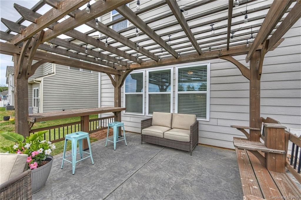 2200 Atwell Glen Lane Pineville NC 28134