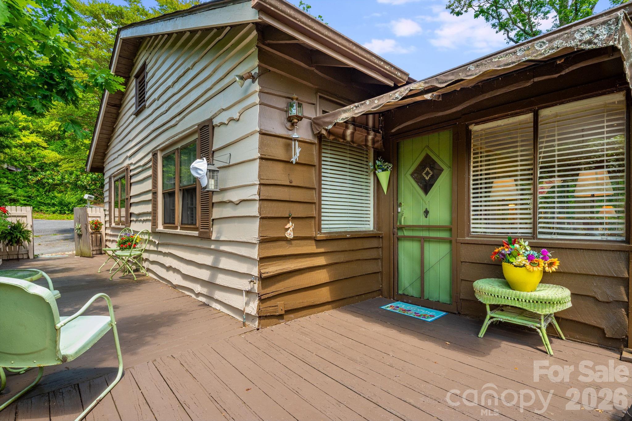 121 Ohara Circle Hendersonville NC 28739
