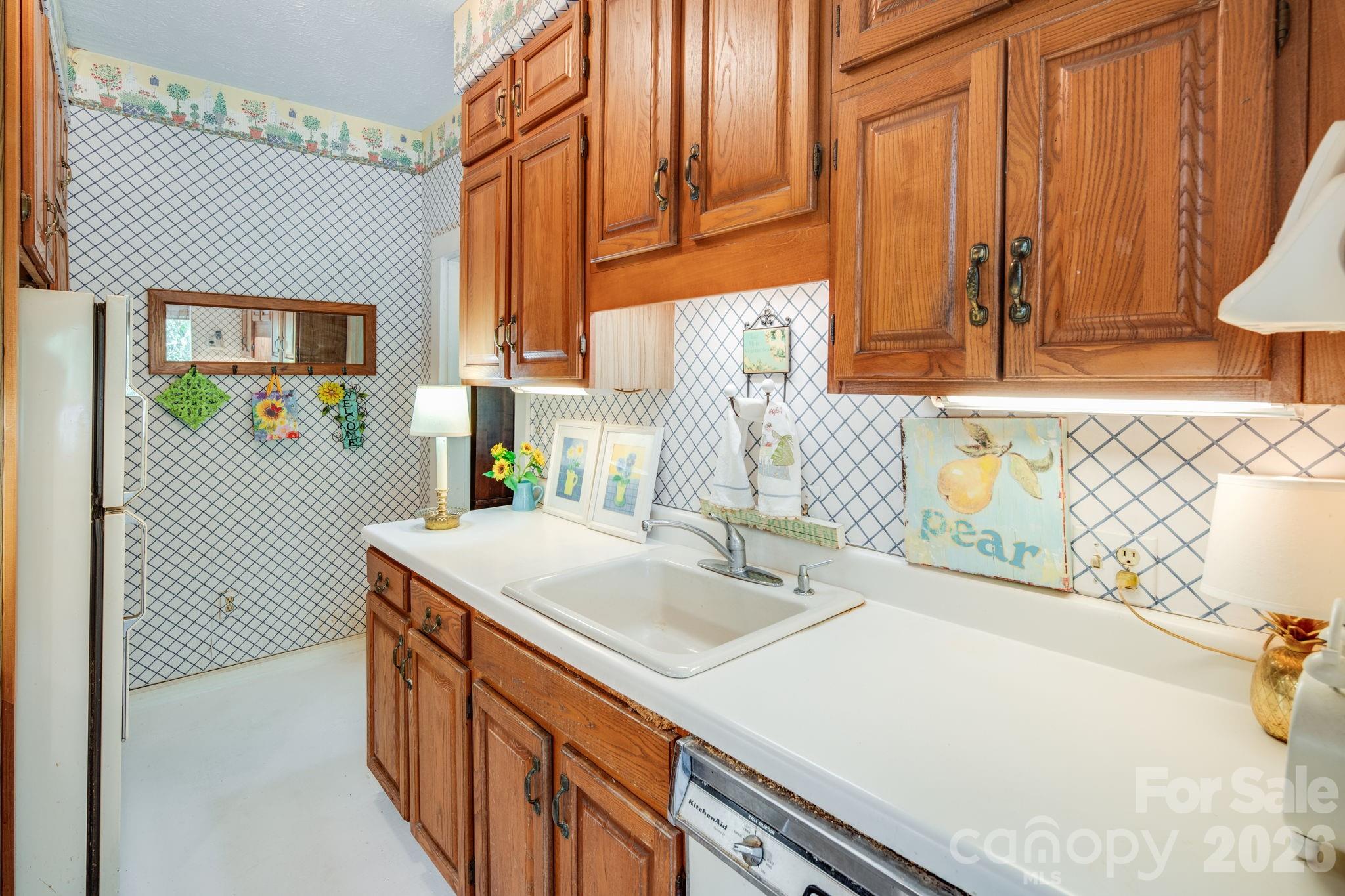 121 Ohara Circle Hendersonville NC 28739