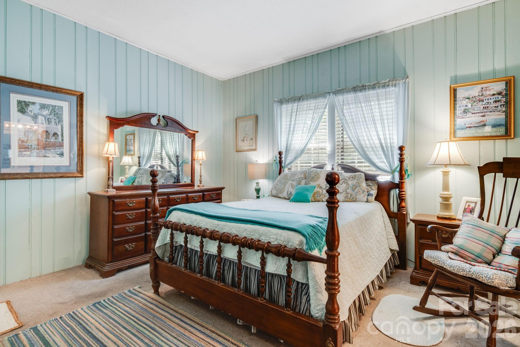 121 Ohara Circle Hendersonville NC 28739