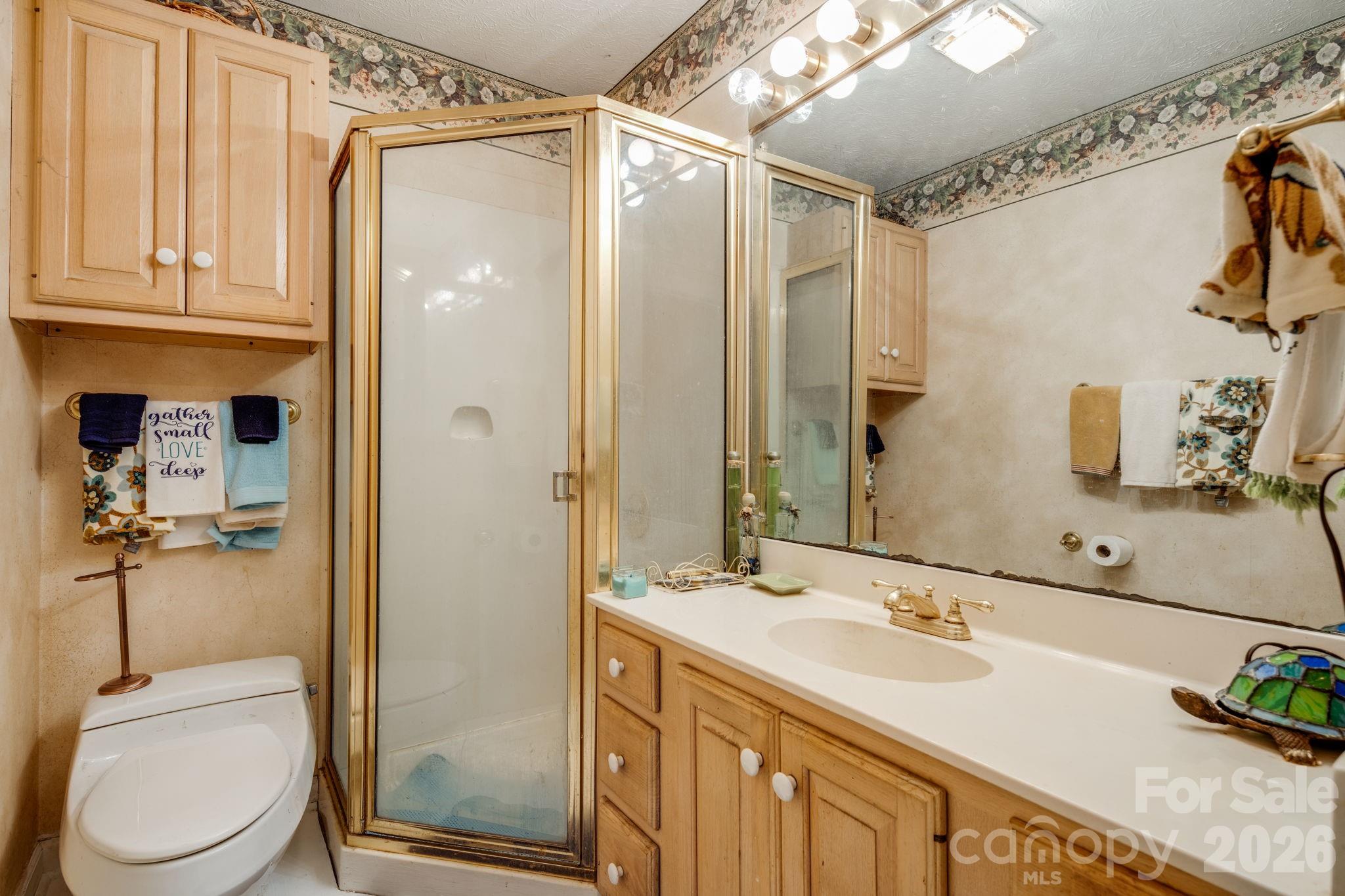 121 Ohara Circle Hendersonville NC 28739