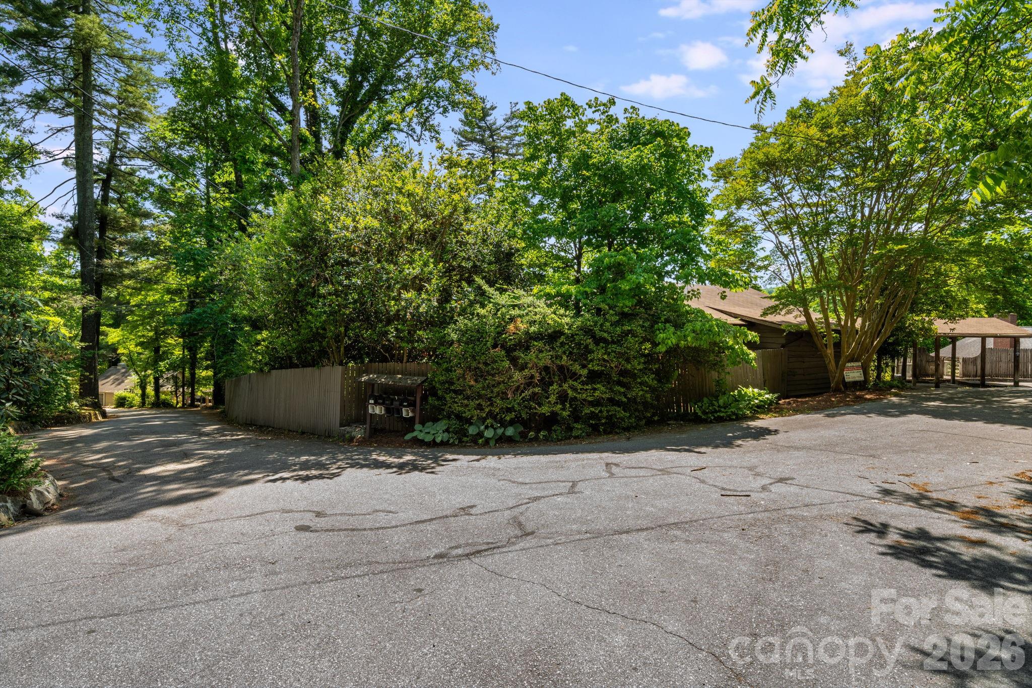 121 Ohara Circle Hendersonville NC 28739