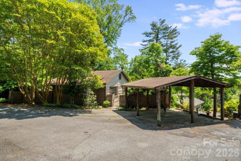 121 Ohara Circle Hendersonville NC 28739