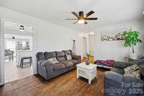 410 E Indiana Avenue Bessemer City NC 28016
