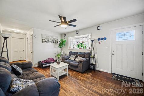 410 E Indiana Avenue Bessemer City NC 28016