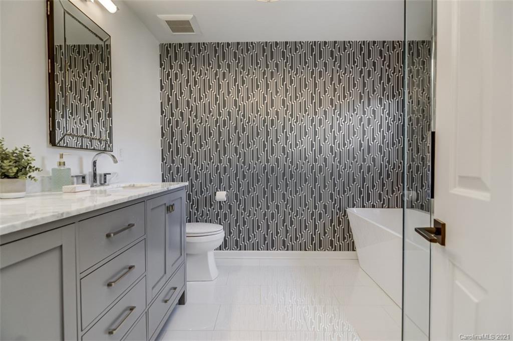 326 Settlers Lane Charlotte NC 28202