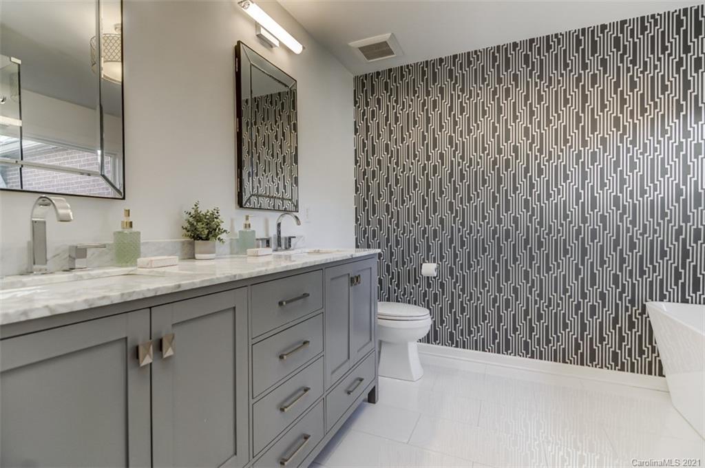 326 Settlers Lane Charlotte NC 28202