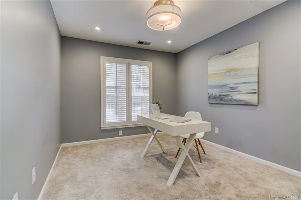 326 Settlers Lane Charlotte NC 28202