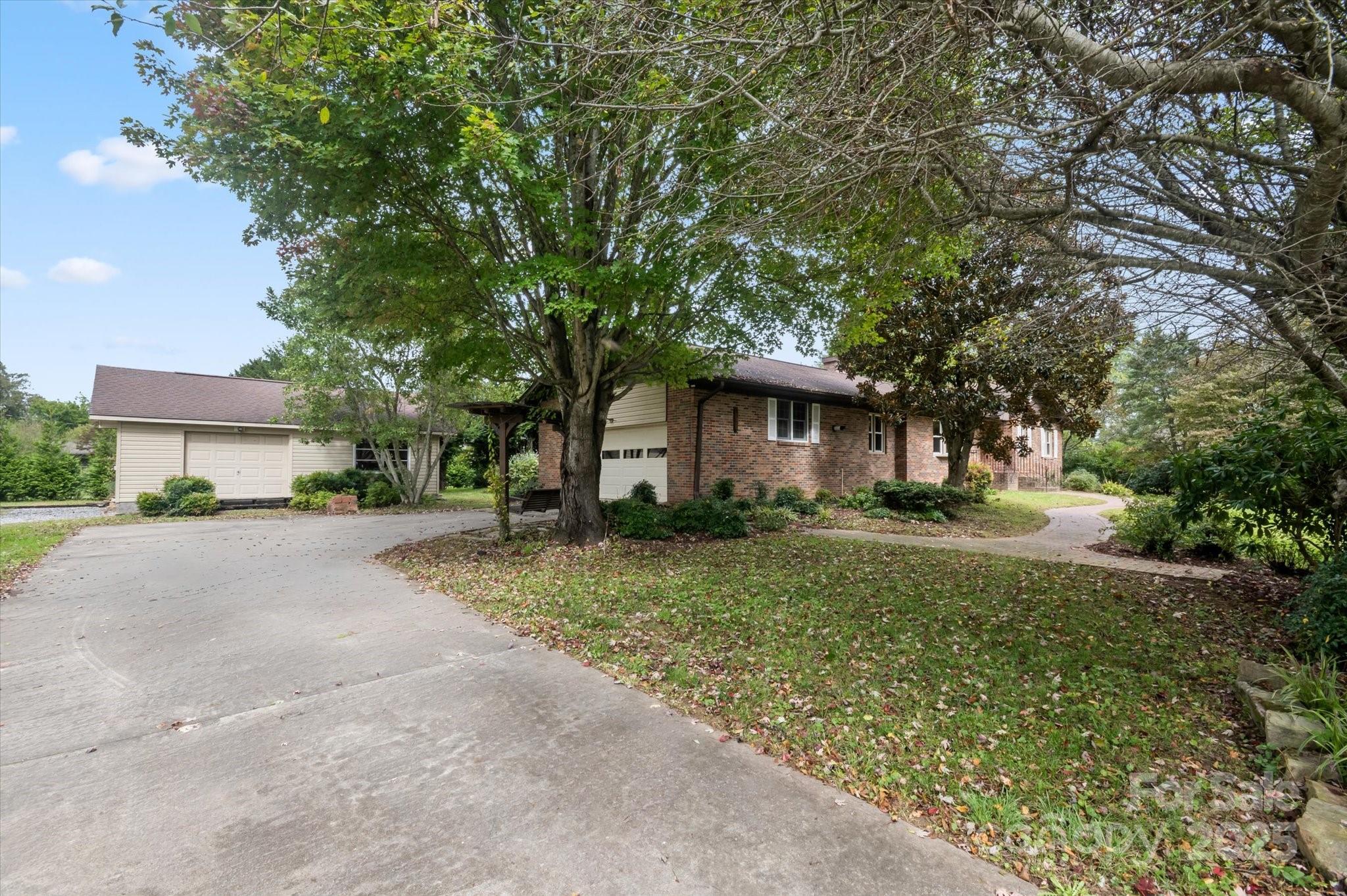 196 Broadview Circle Brevard NC 28712