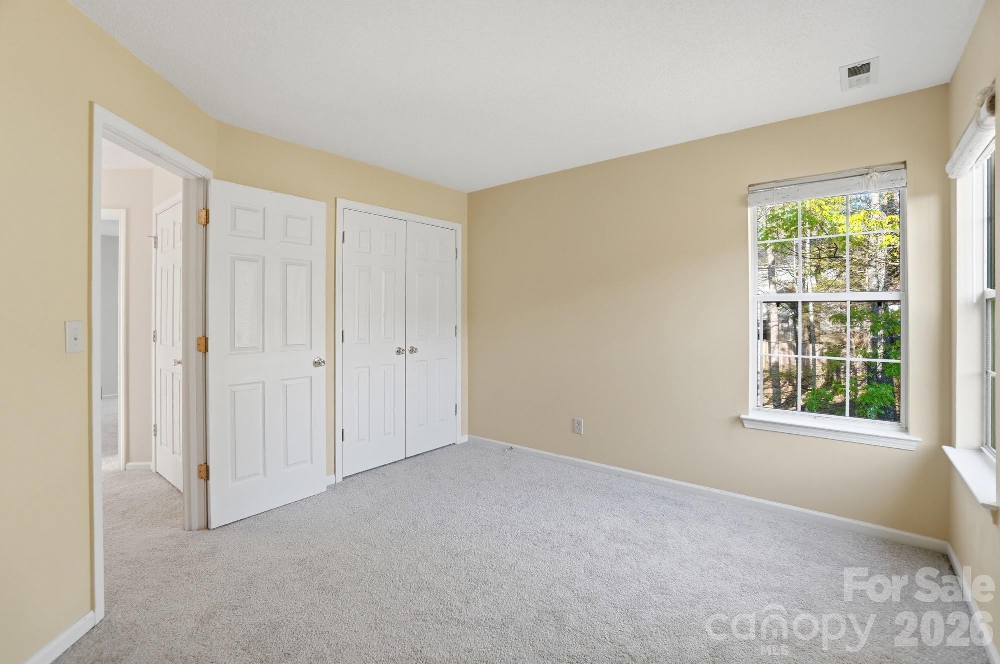 8721 Woodcock Lane Charlotte NC 28216