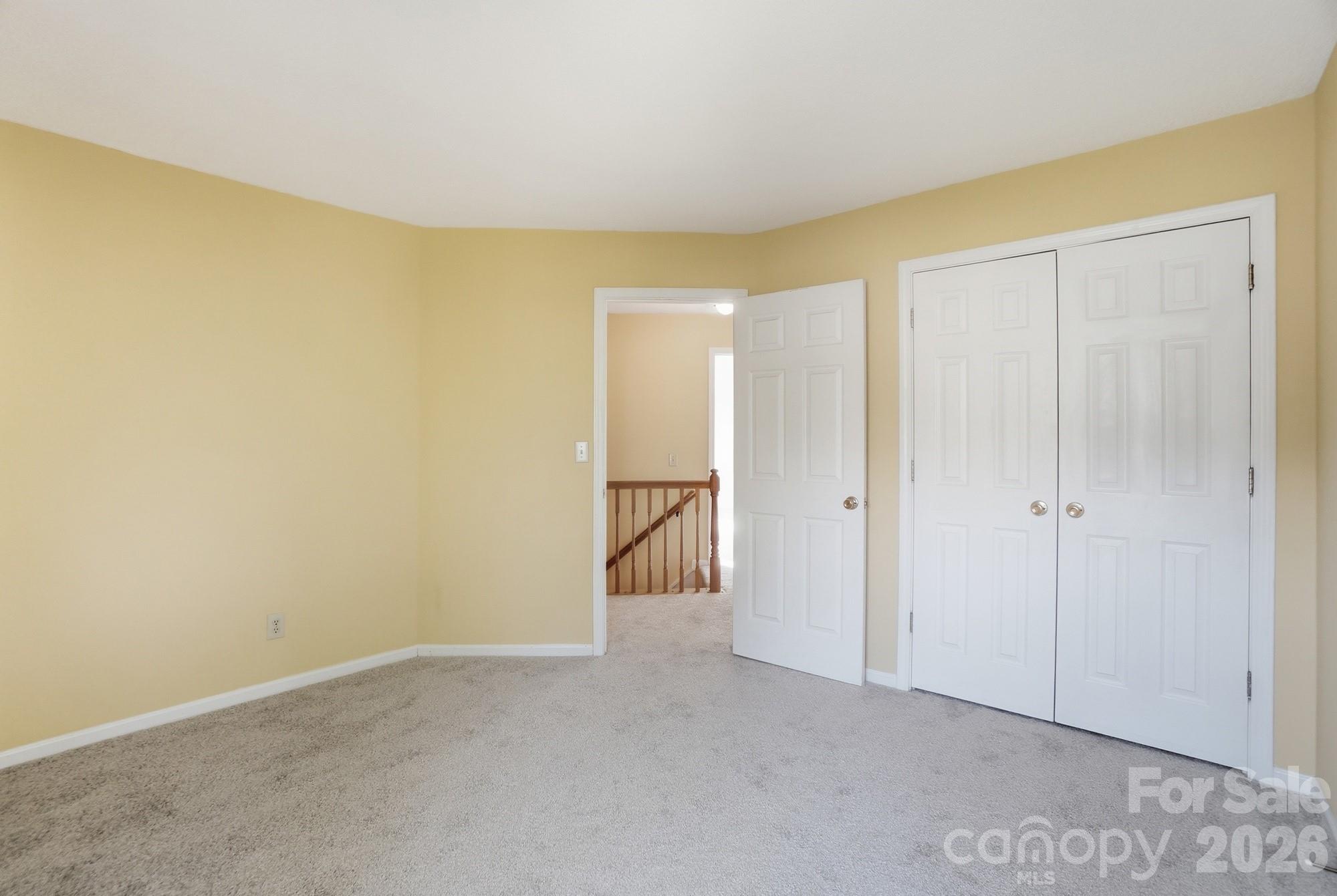 8721 Woodcock Lane Charlotte NC 28216