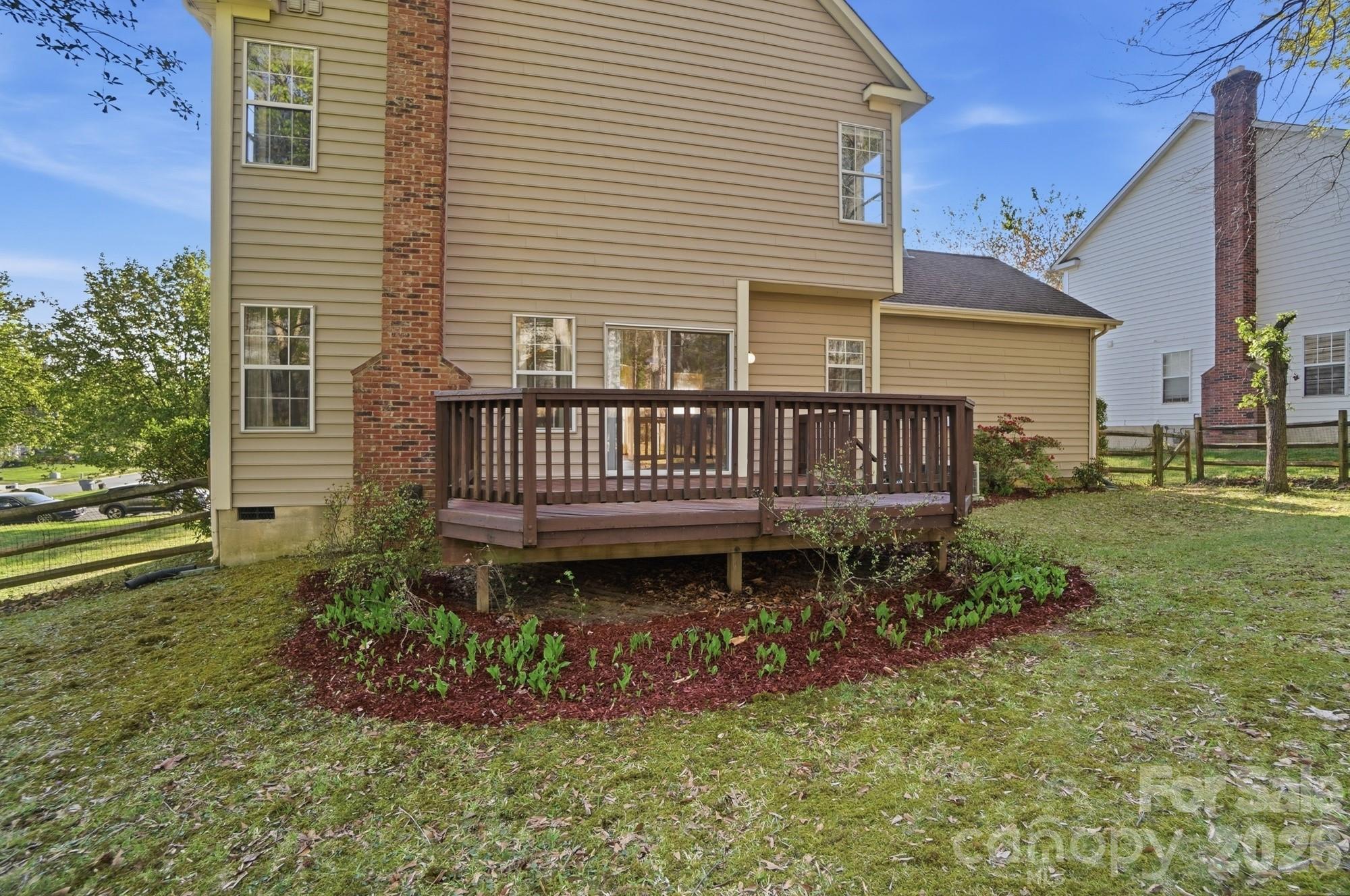 8721 Woodcock Lane Charlotte NC 28216