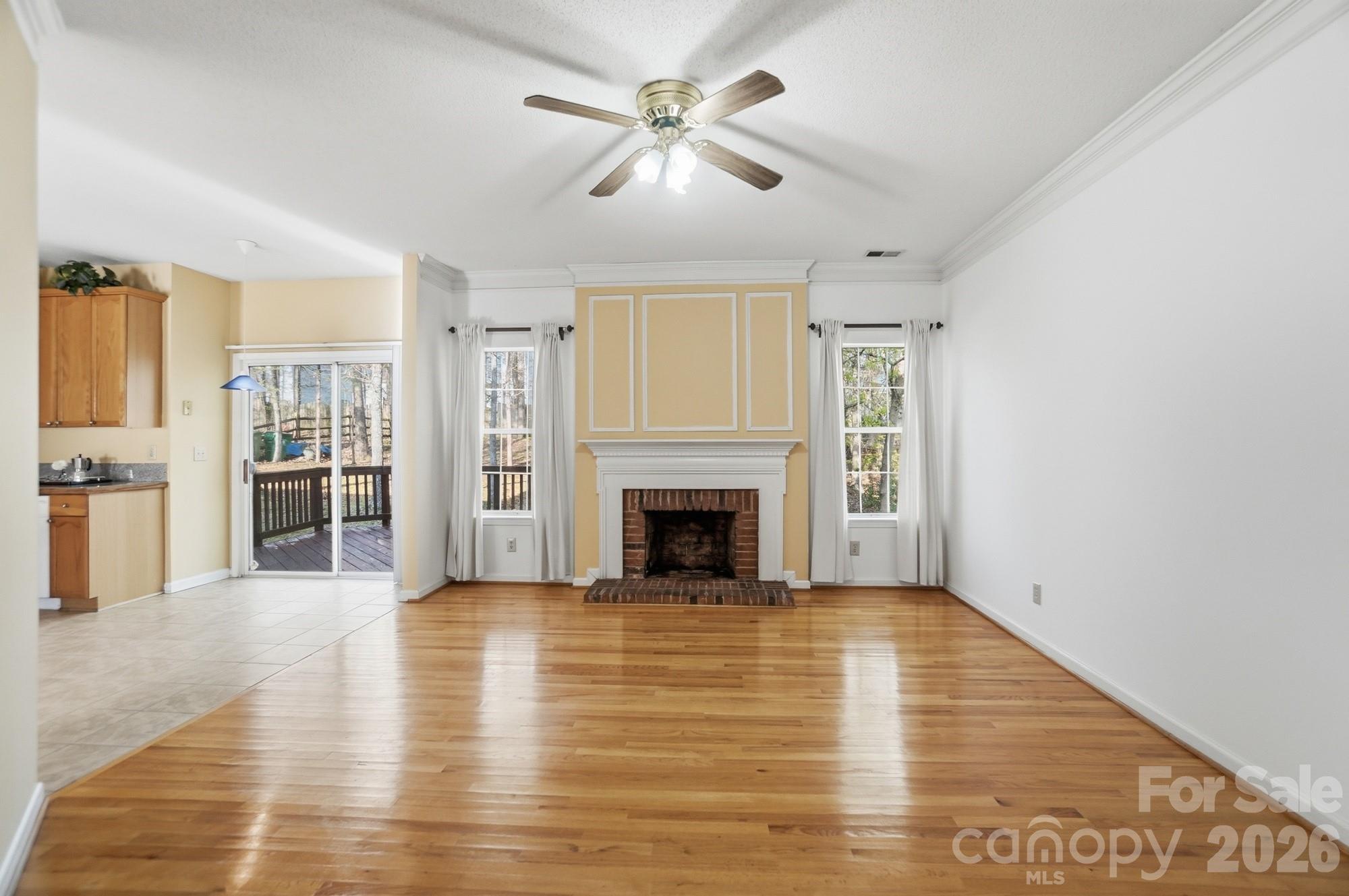 8721 Woodcock Lane Charlotte NC 28216