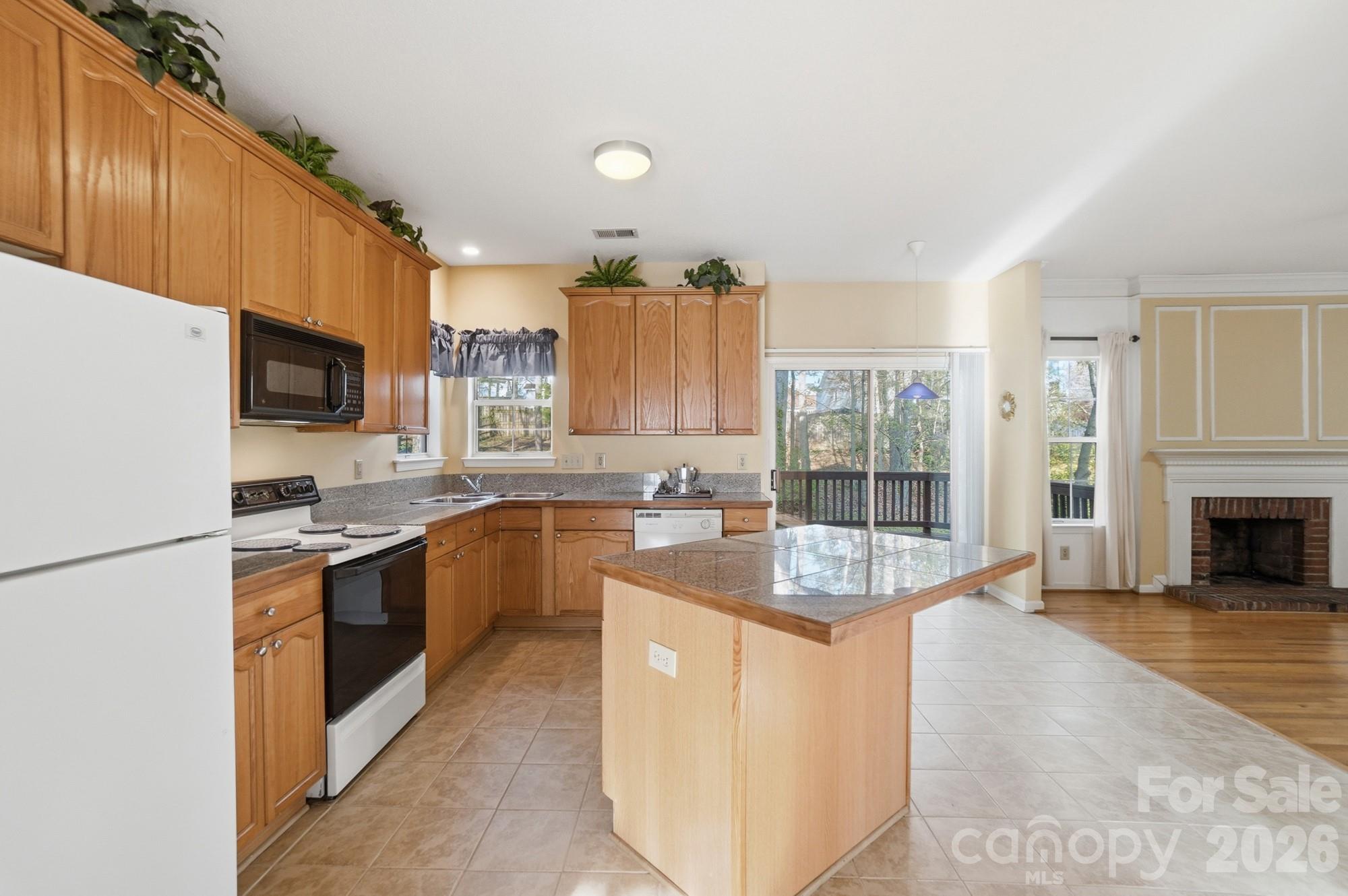 8721 Woodcock Lane Charlotte NC 28216