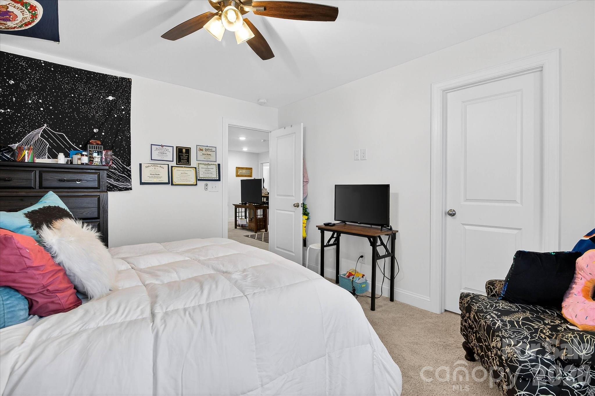 5516 Verona Road Charlotte NC 28213