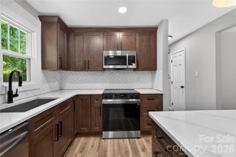 7407 Limerick Drive Charlotte NC 28270