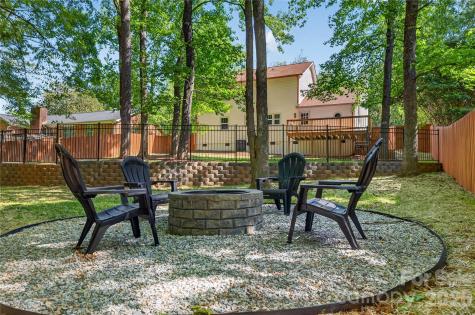 7407 Limerick Drive Charlotte NC 28270