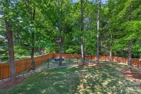 7407 Limerick Drive Charlotte NC 28270