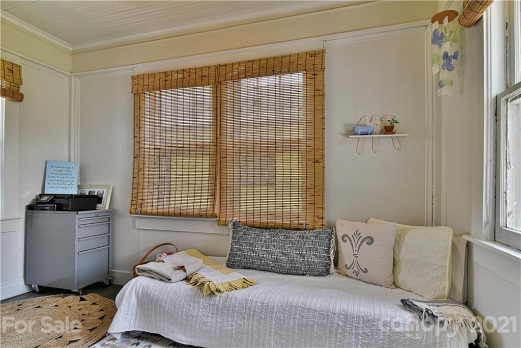 16 Mount Clare Avenue Asheville NC 28801