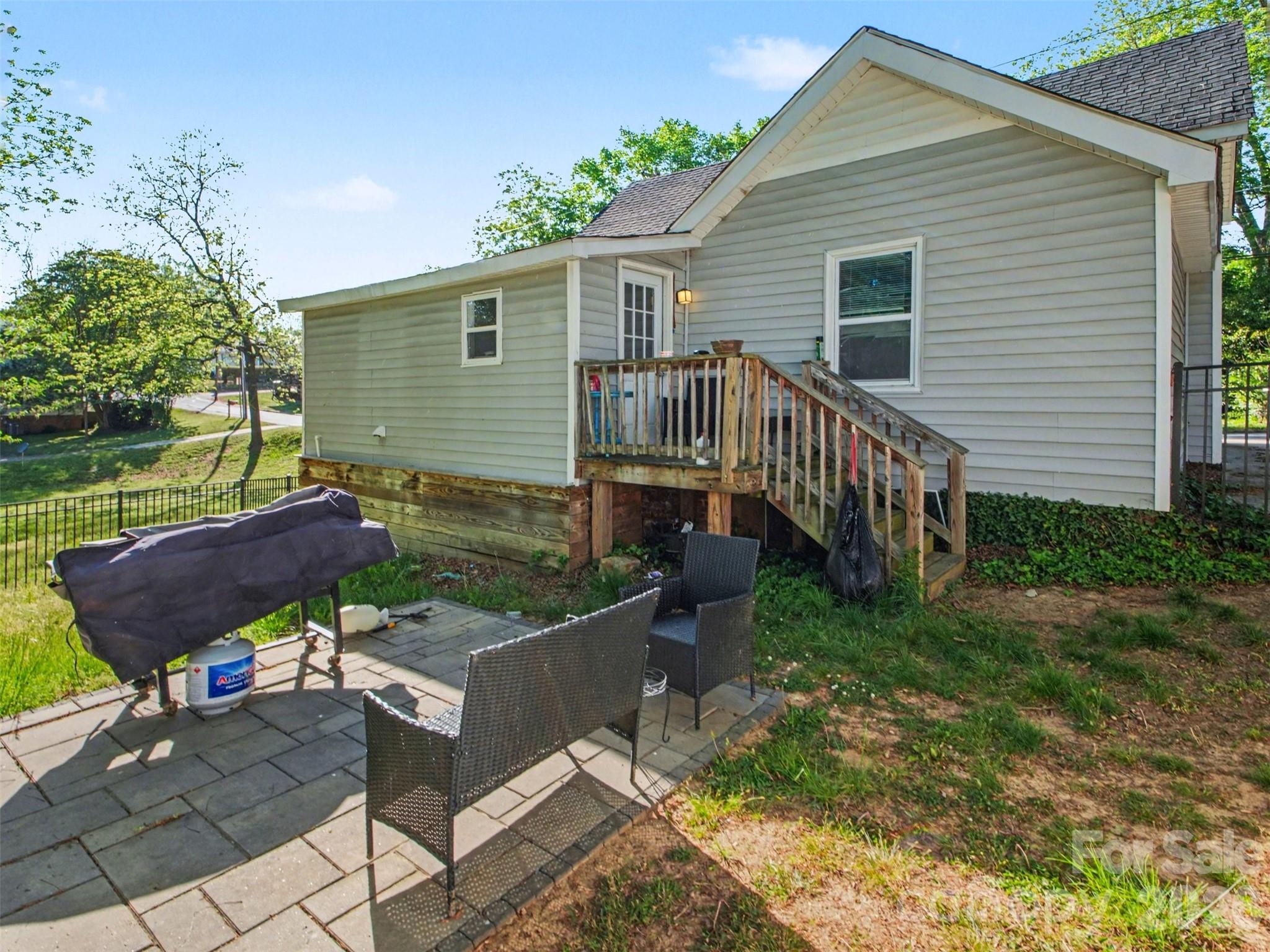 92 Saint Charles Avenue NE Concord NC 28025