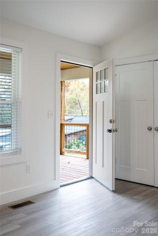 17 Sycamore Street Asheville NC 28804