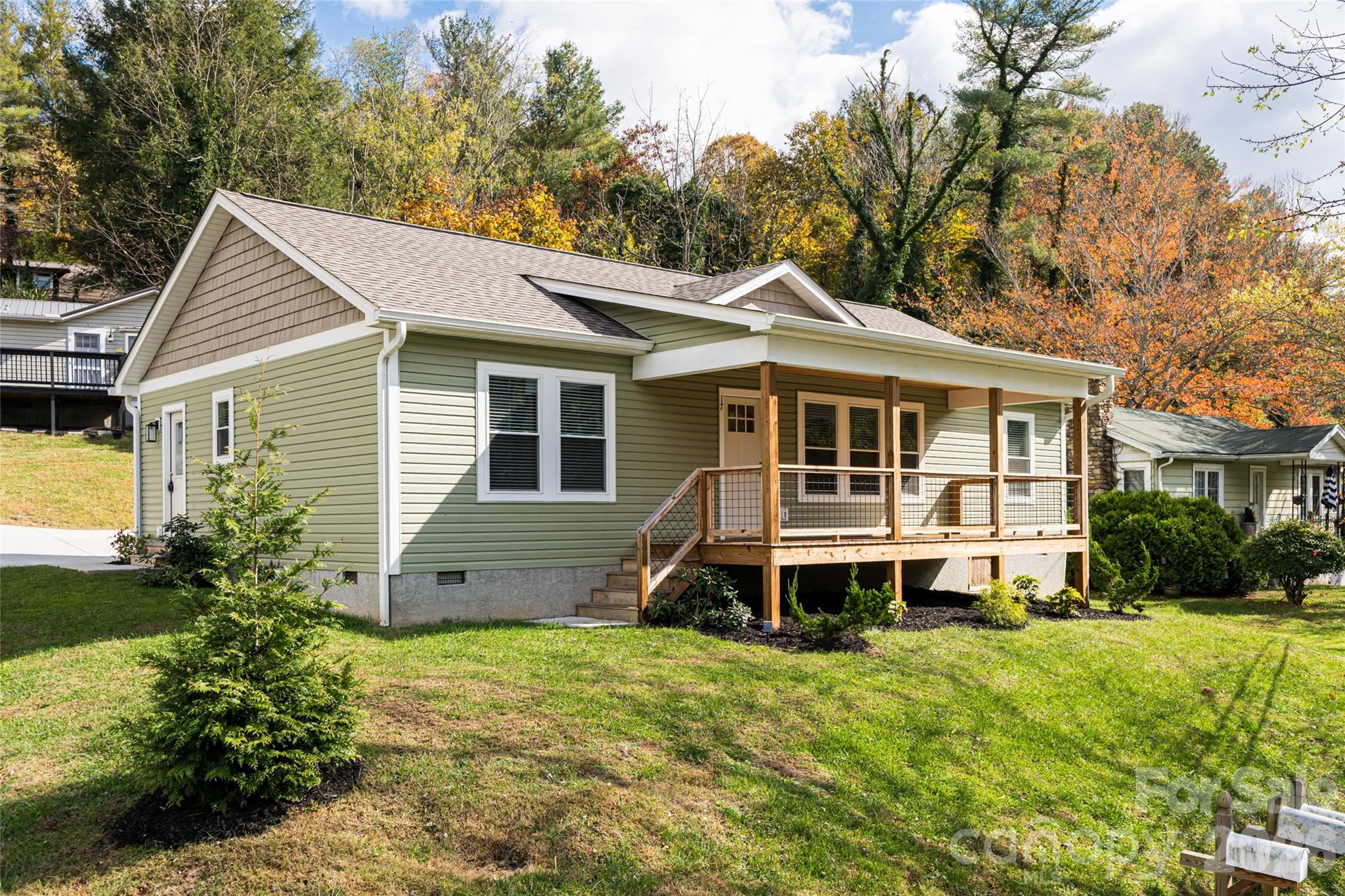 17 Sycamore Street Asheville NC 28804