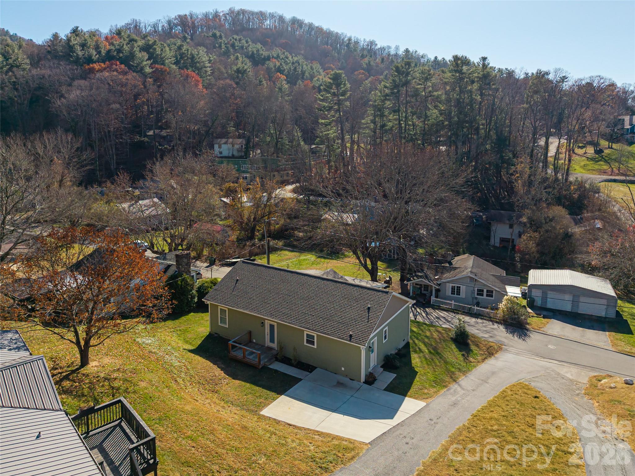 17 Sycamore Street Asheville NC 28804