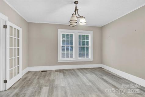 1241 S Lafayette Street Shelby NC 28152