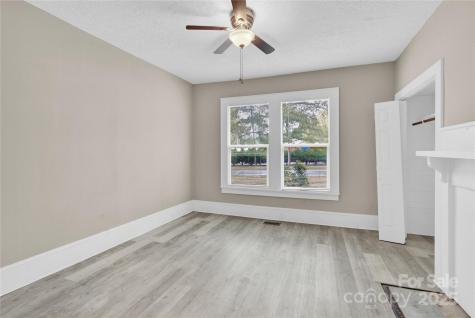 1241 S Lafayette Street Shelby NC 28152