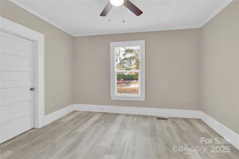 1241 S Lafayette Street Shelby NC 28152
