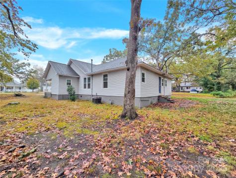1241 S Lafayette Street Shelby NC 28152