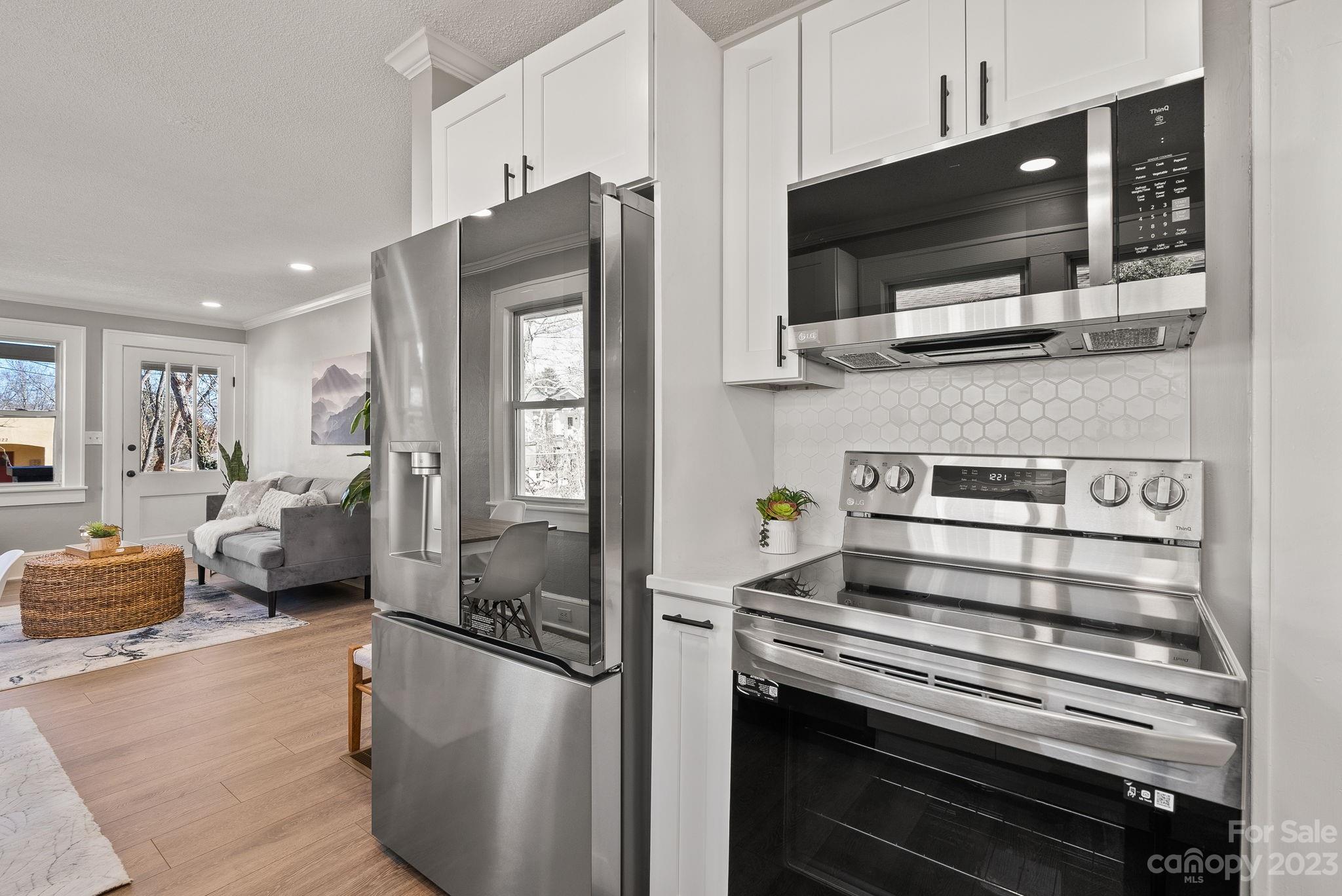 123 Richmond Avenue Asheville NC 28806