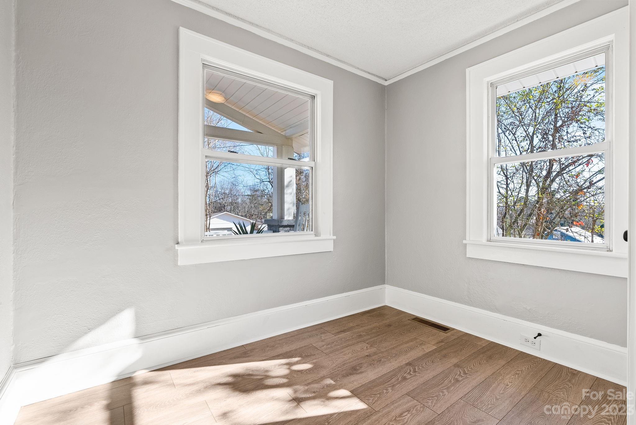 123 Richmond Avenue Asheville NC 28806
