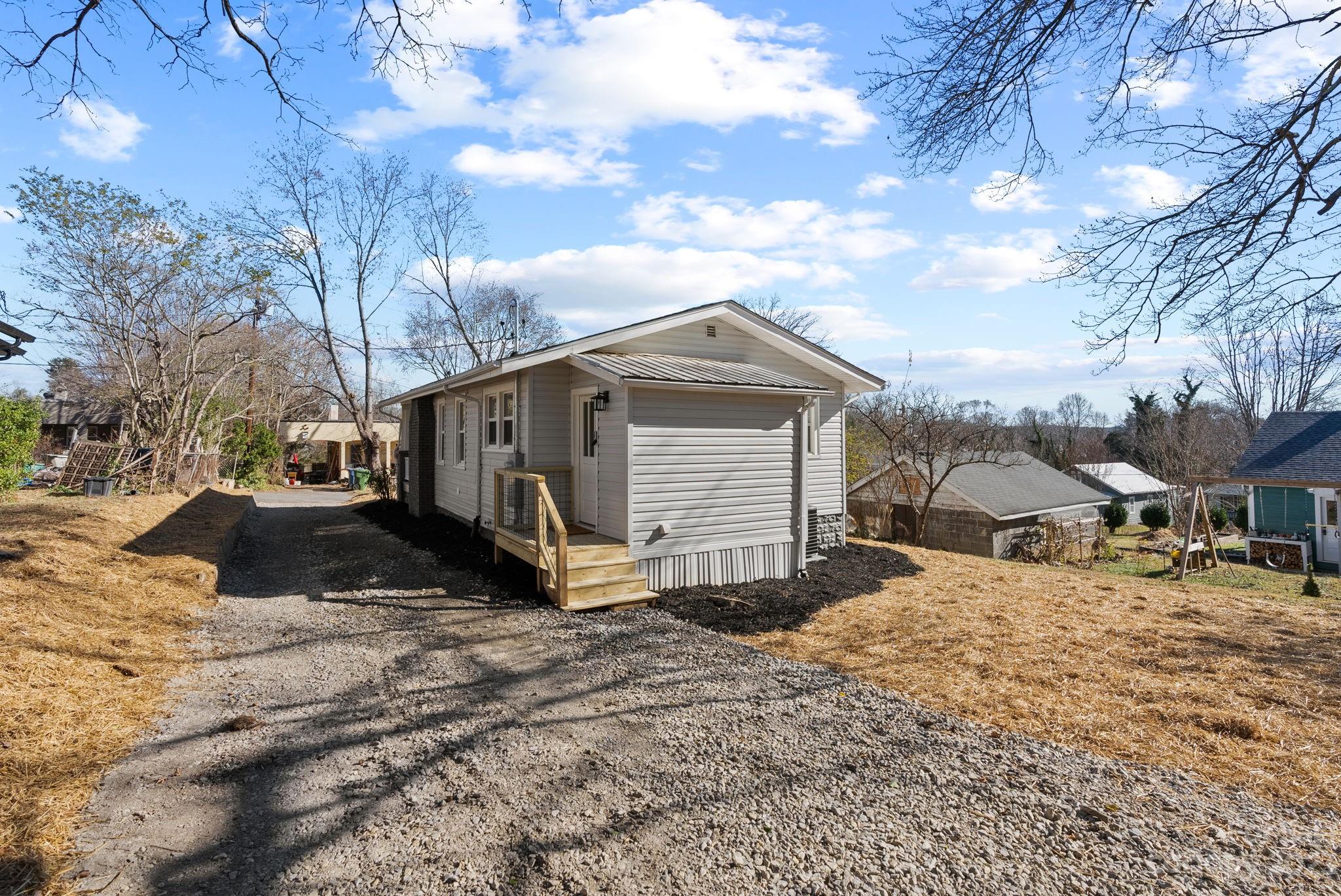 123 Richmond Avenue Asheville NC 28806