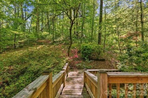 98 Skyline Drive Hendersonville NC 28791