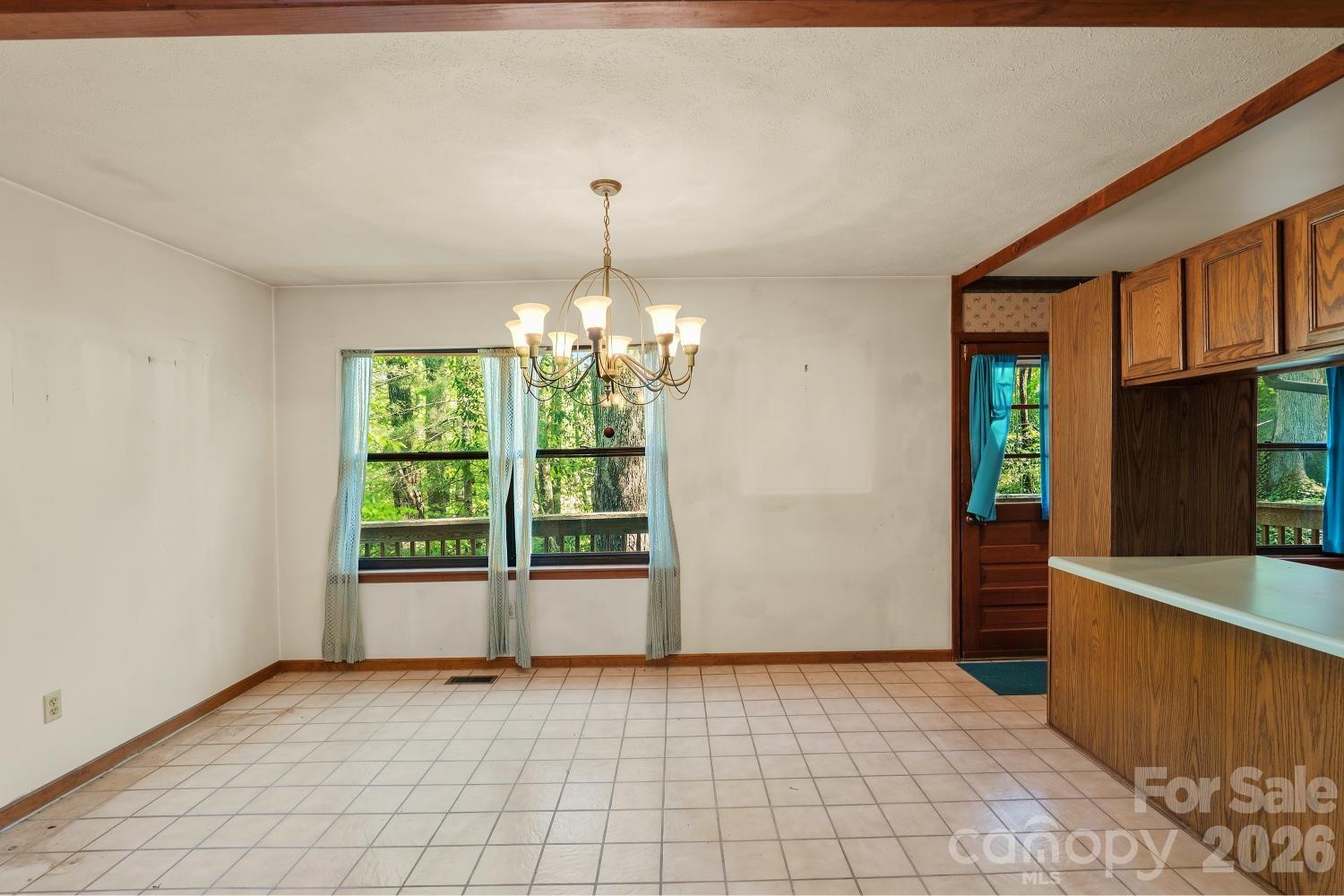 98 Skyline Drive Hendersonville NC 28791