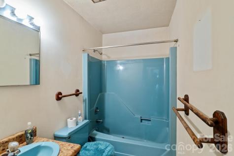 98 Skyline Drive Hendersonville NC 28791