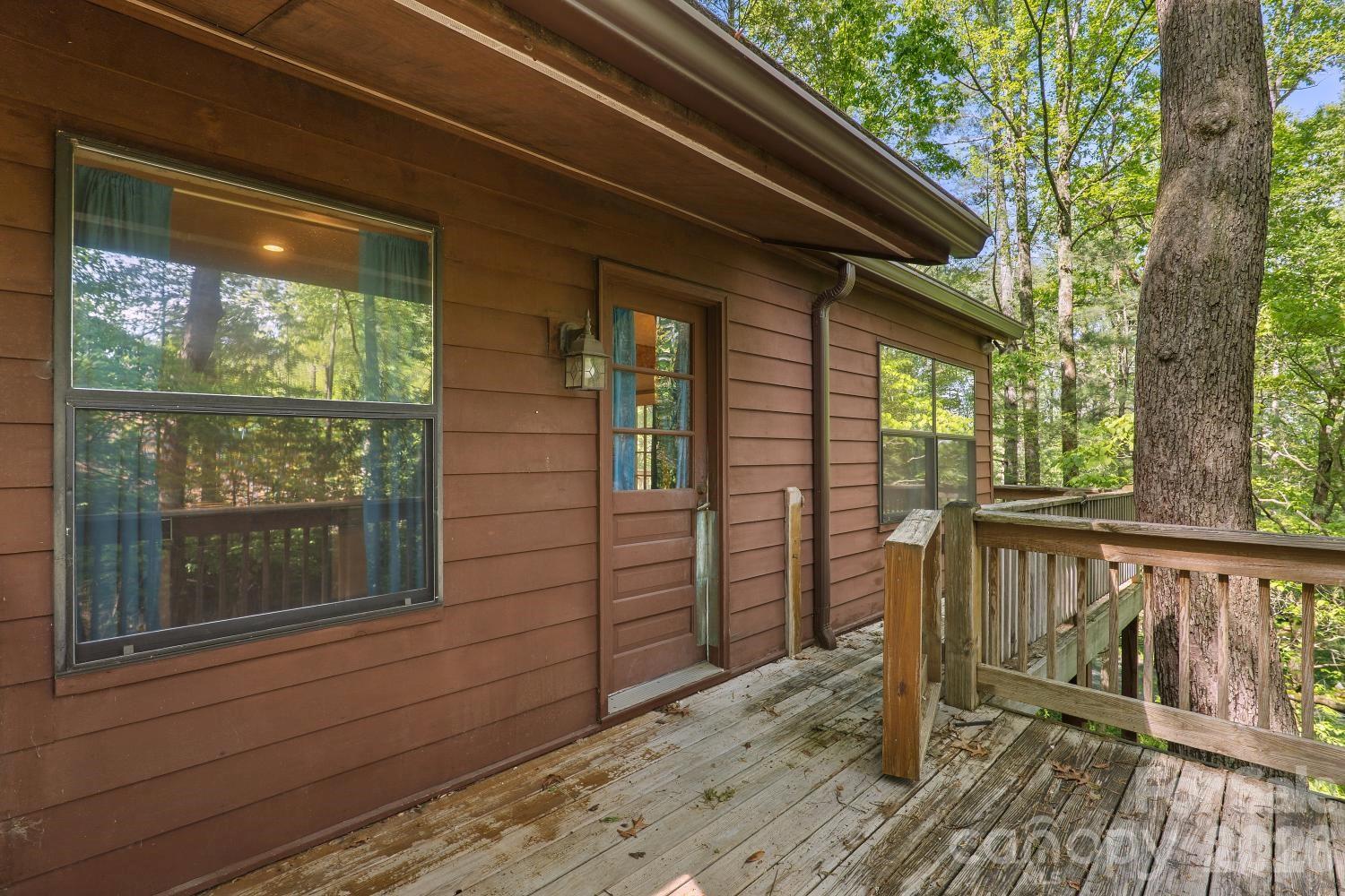 98 Skyline Drive Hendersonville NC 28791