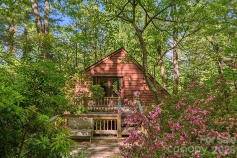 98 Skyline Drive Hendersonville NC 28791