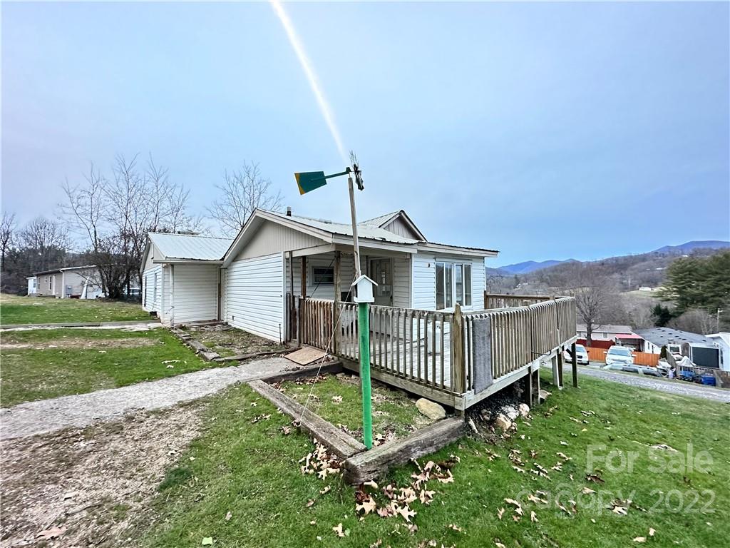 128 Carson Street Canton NC 28716