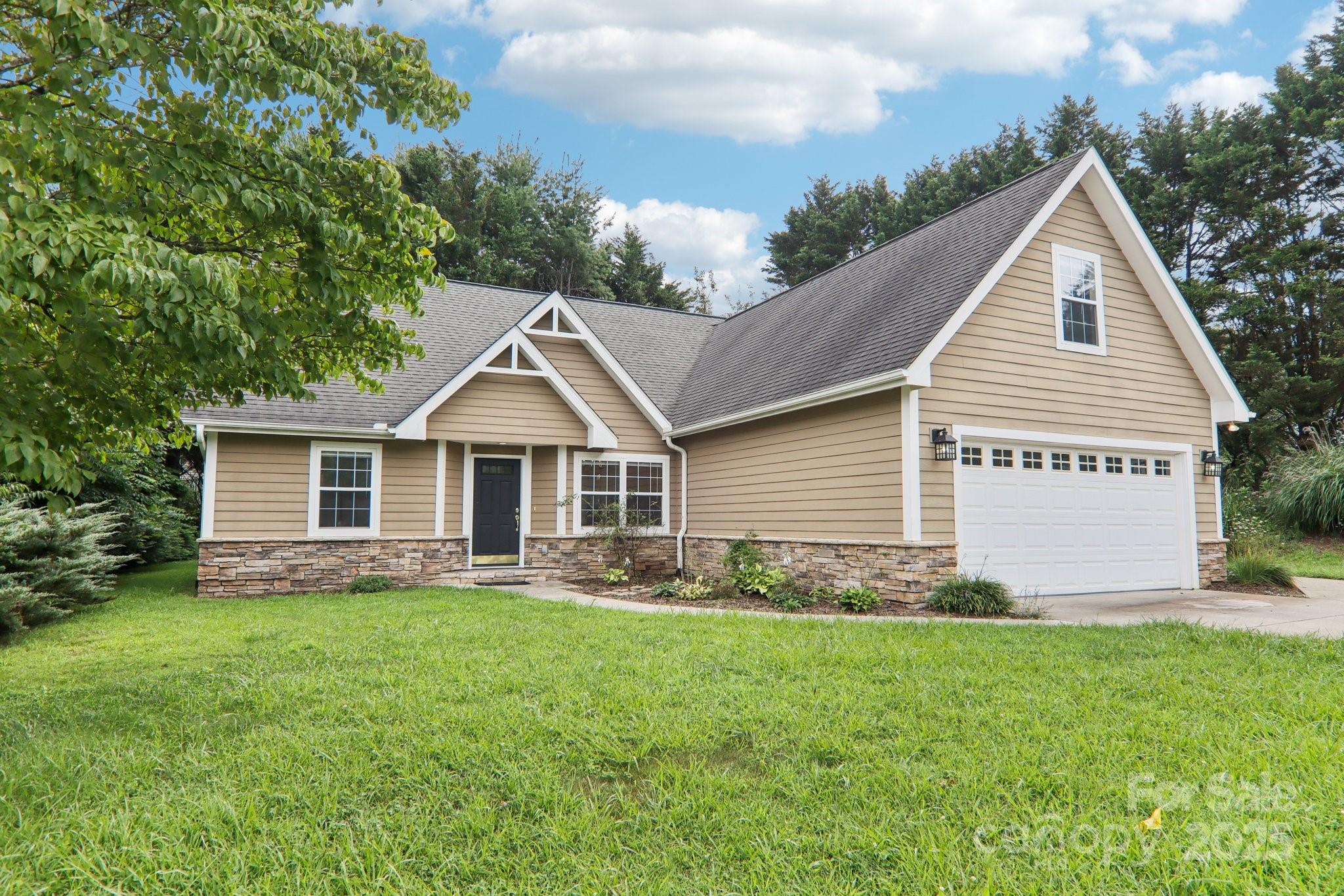 10 Grove End Road Fletcher NC 28732