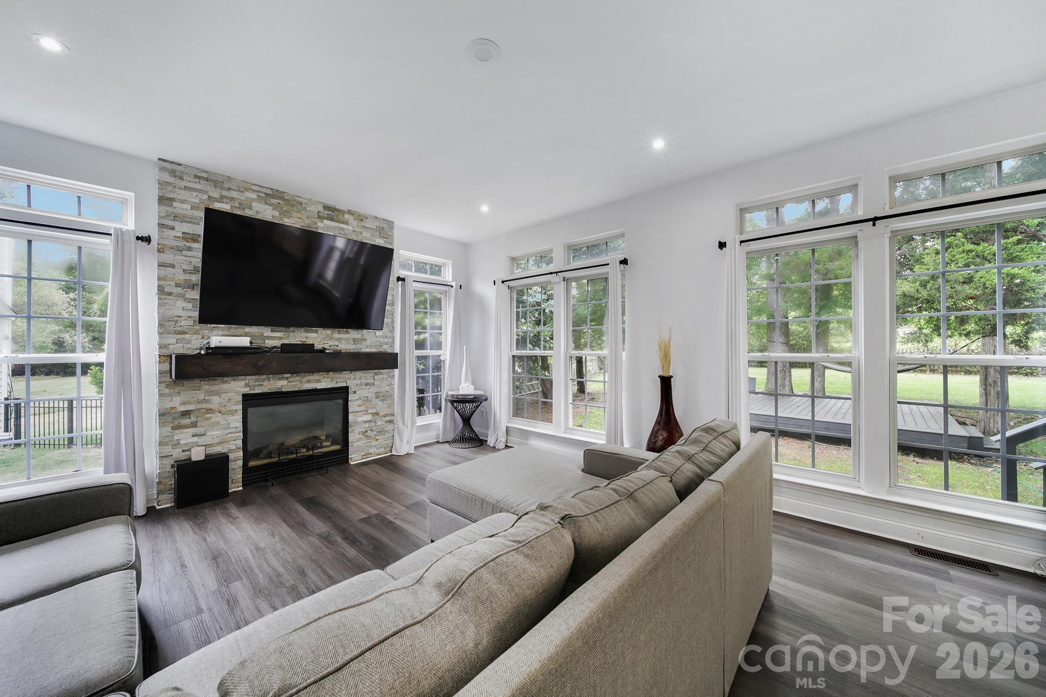 9954 Mitchell Glen Drive Charlotte NC 28277