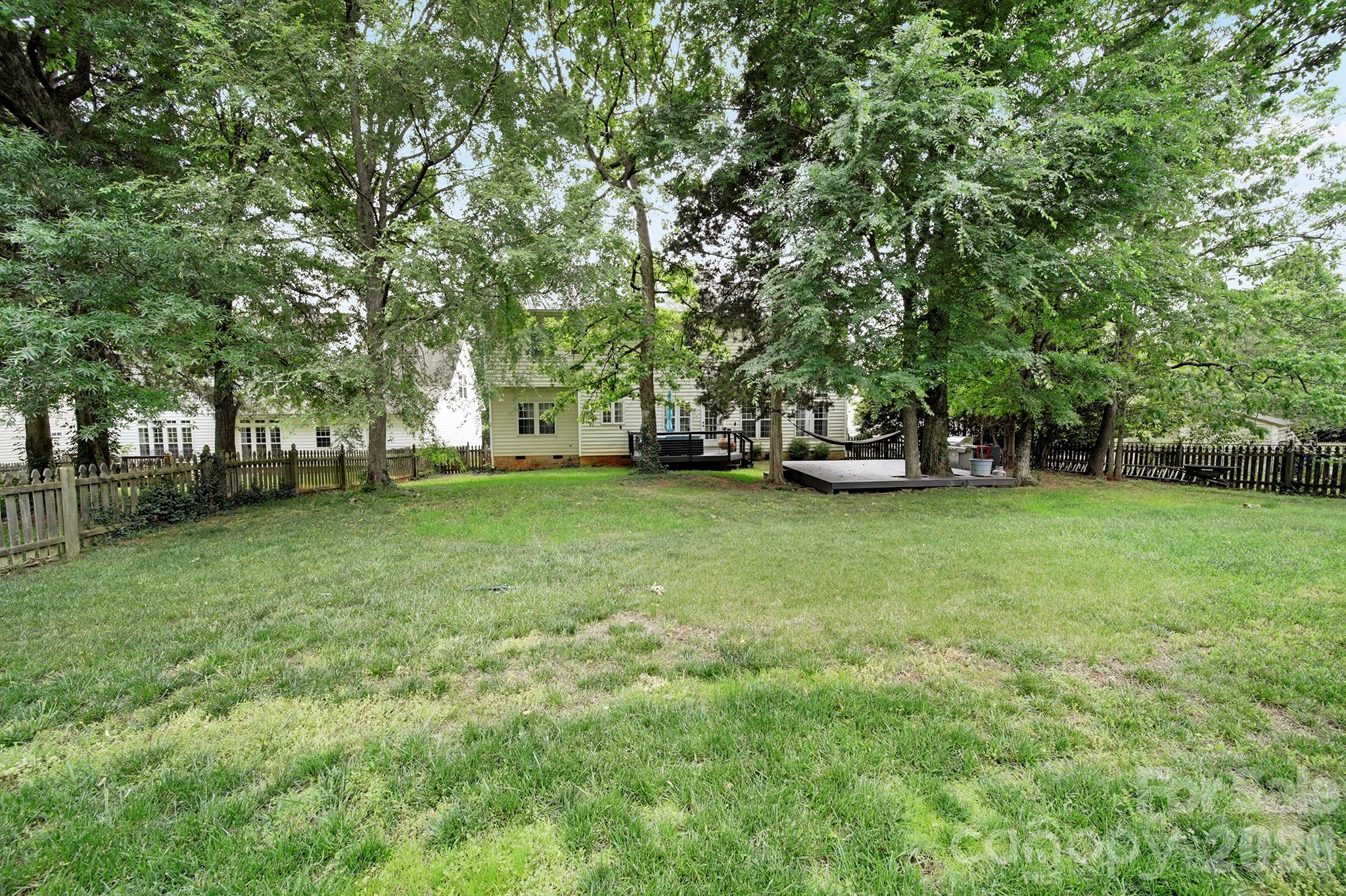 9954 Mitchell Glen Drive Charlotte NC 28277