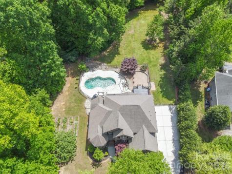 516 Shady Oaks Drive Stanley NC 28164