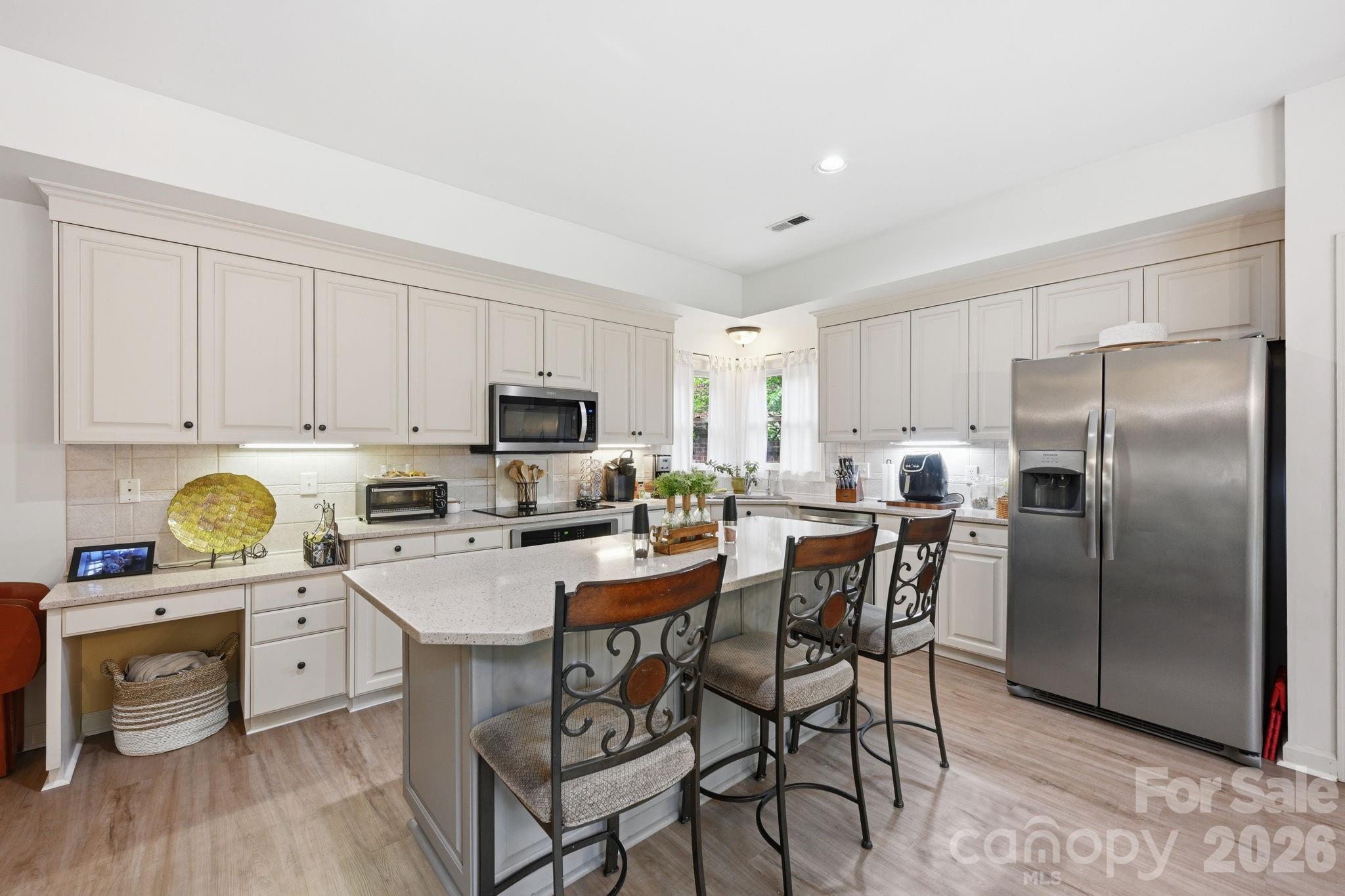 7014 Walton Heath Lane Charlotte NC 28277