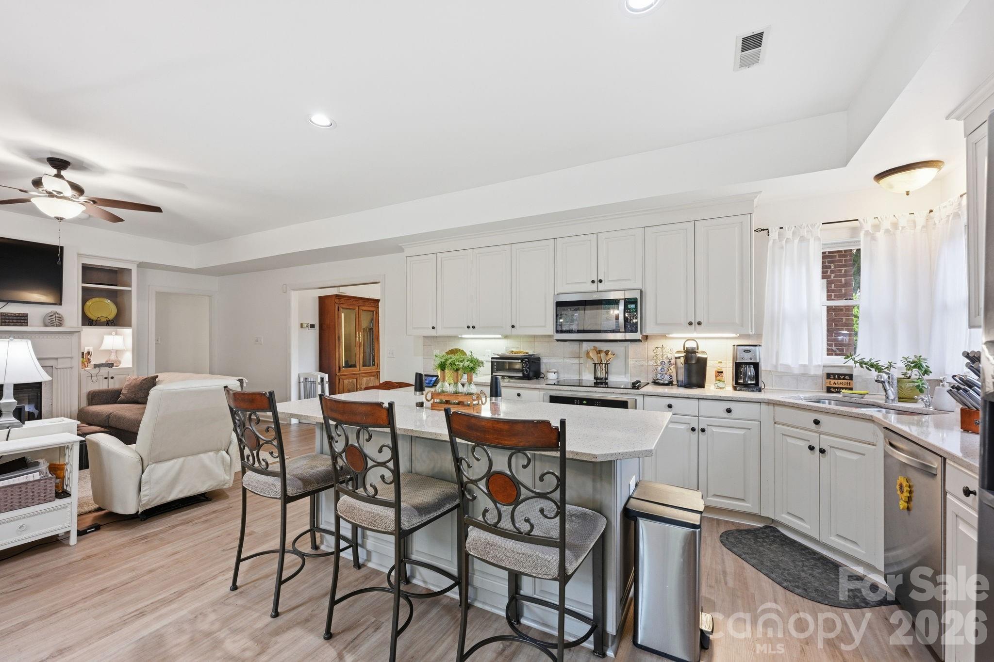 7014 Walton Heath Lane Charlotte NC 28277