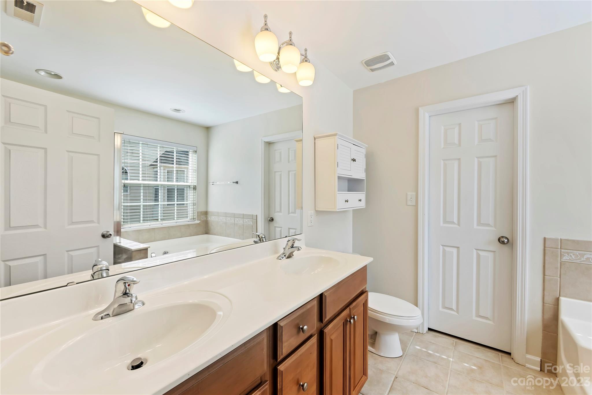 1310 Bitter End Court Matthews NC 28105